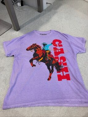 Johnny Cash Size S/M Oversized Women’s Lilac Tee with Red & Black Rodeo Graphic